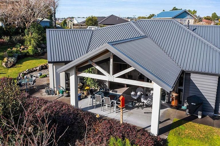 Photo of property in 184b Seaview Road, Westown, New Plymouth, 4310