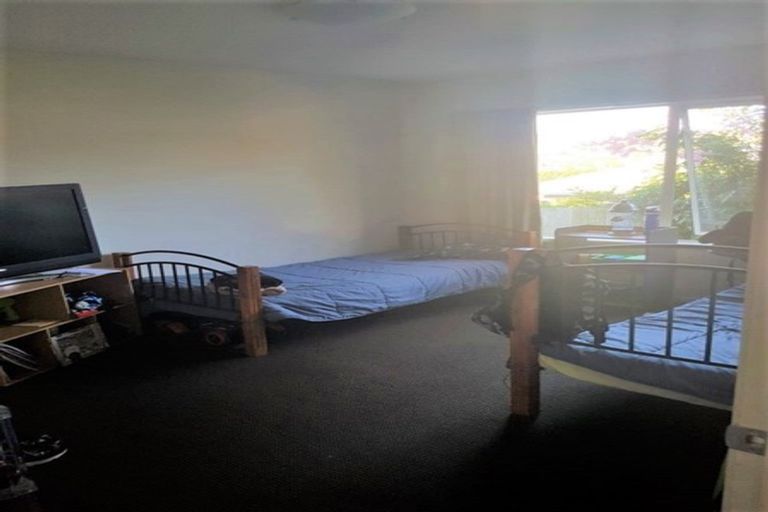 Photo of property in 48 Tongariro Drive, Aotea, Porirua, 5024