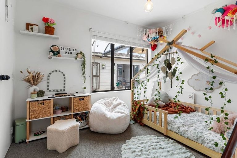 Photo of property in 25 Sunningdale Street, Wattle Downs, Auckland, 2103