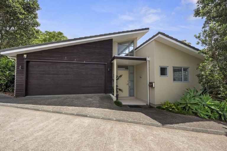 Photo of property in Gulf View Estate, 539a East Coast Road, Browns Bay, Auckland, 0630