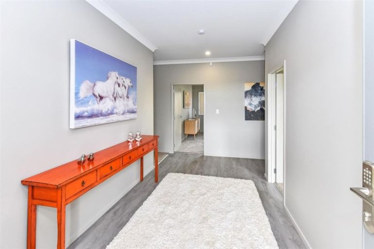 Photo of property in 11 Stonedale Drive, Pukekohe, 2120