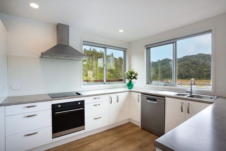 Photo of property in 135 Rangituia Street, Whangamata, 3691