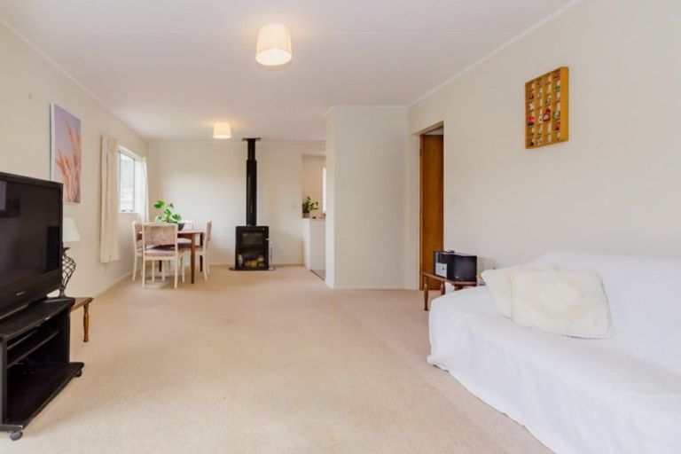 Photo of property in 28 Sunshine Avenue, Paraparaumu, 5032