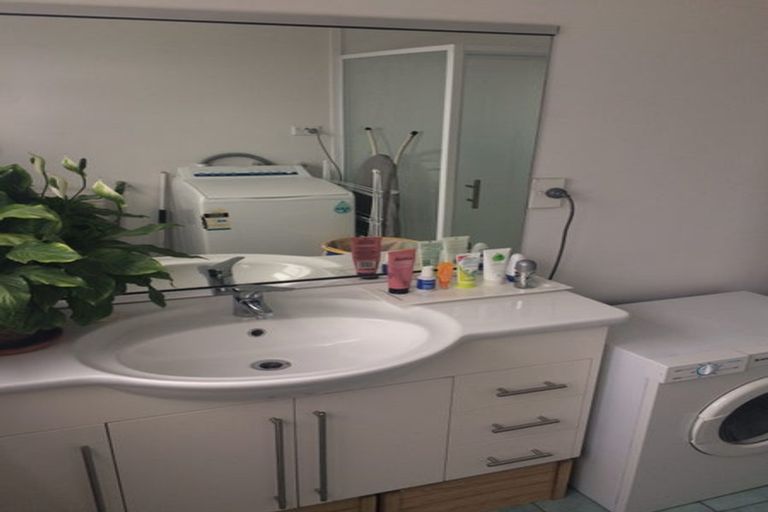 Photo of property in 36 Drummond Street, Mount Cook, Wellington, 6021