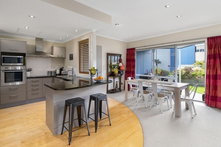 Photo of property in 13/4u Seaview Road, Paraparaumu Beach, Paraparaumu, 5032