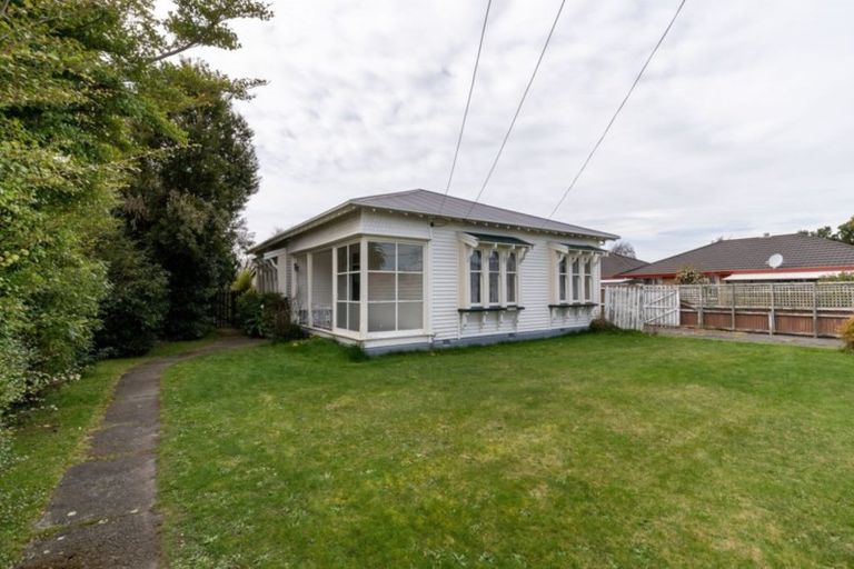 Photo of property in 100 Domain Terrace, Spreydon, Christchurch, 8024