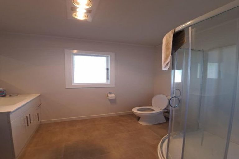 Photo of property in 9 Pukatea Street, Inglewood, 4330