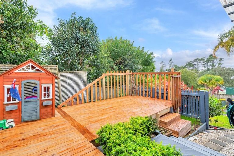 Photo of property in 1a Lesa Annis Place, Henderson, Auckland, 0612