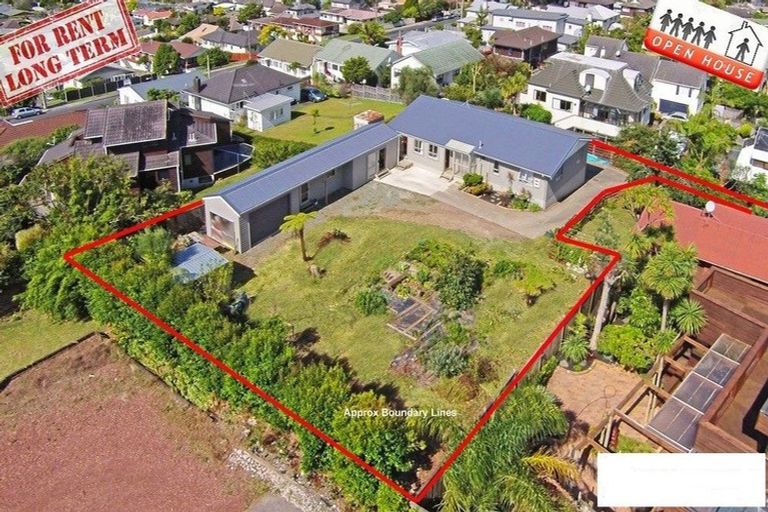 Photo of property in 27 Belmont Terrace, Milford, Auckland, 0620