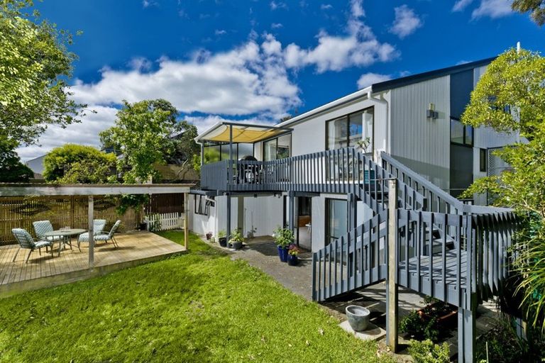 Photo of property in 50 Waiau Street, Torbay, Auckland, 0630