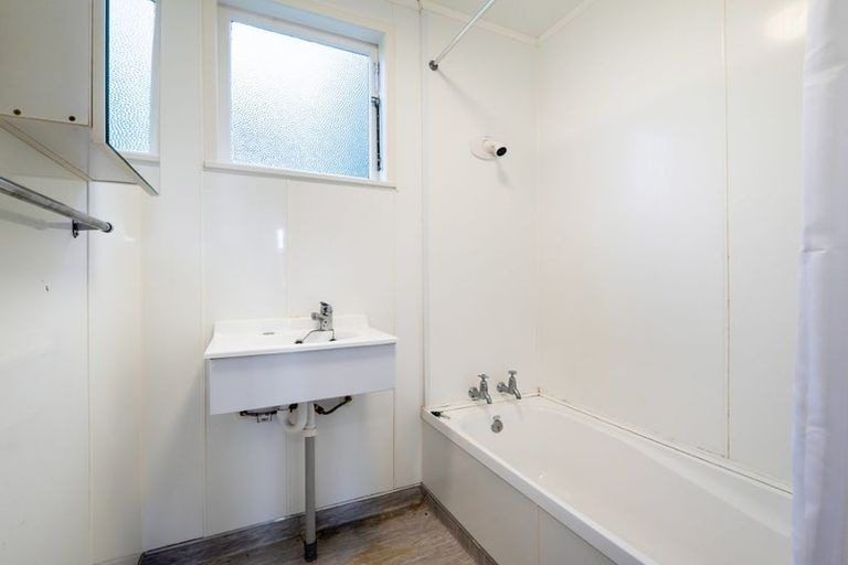 Photo of property in 73 Taurus Crescent, Beach Haven, Auckland, 0626