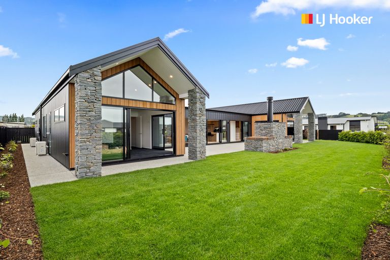 Photo of property in 36 Dundee Road, Mosgiel, 9024