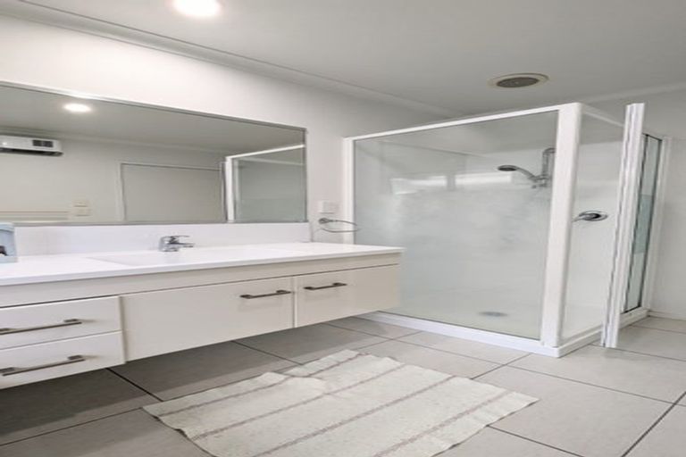 Photo of property in 18 Edgeview Crescent, Fitzroy, Hamilton, 3206