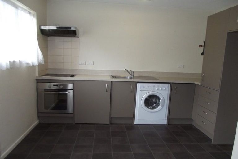 Photo of property in 3/126 Redwood Avenue, Tawa, Wellington, 5028