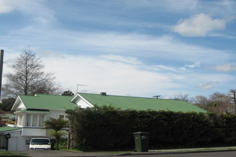 Photo of property in 101 Govett Avenue, Frankleigh Park, New Plymouth, 4310