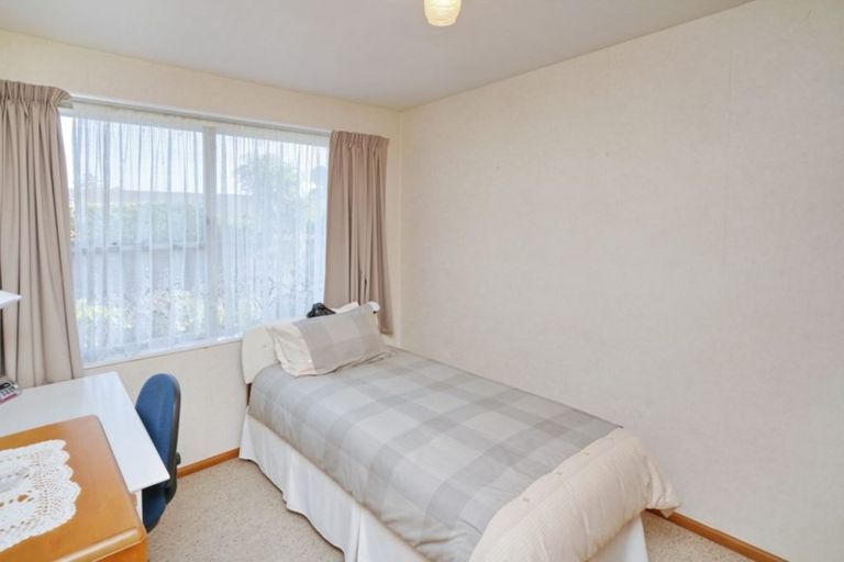 Photo of property in 2/4 Blakehall Place, Spreydon, Christchurch, 8024