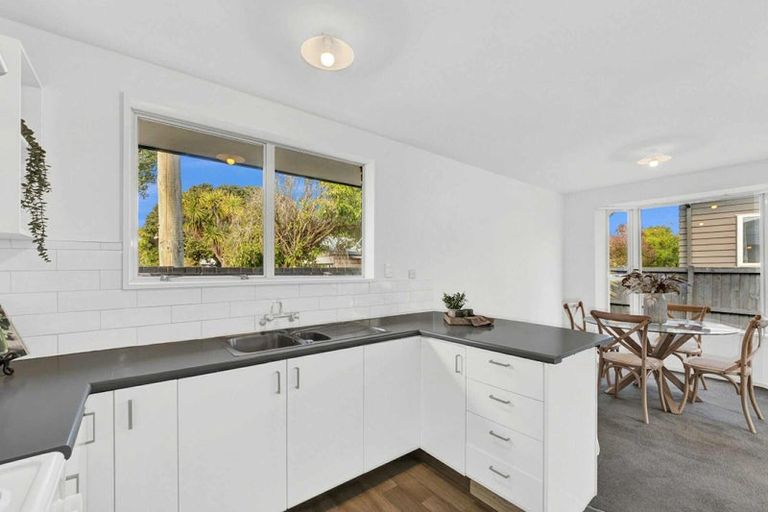 Photo of property in 2/166 Rocking Horse Road, Southshore, Christchurch, 8062