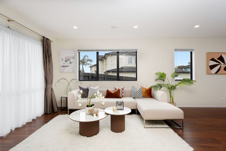 Photo of property in 108 San Valentino Drive, Henderson, Auckland, 0612