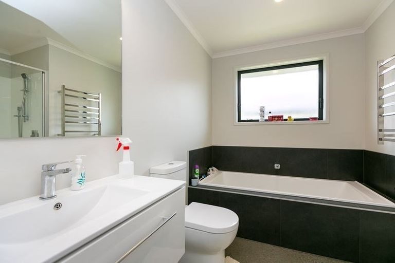 Photo of property in 7 Waitaha Place, Bell Block, New Plymouth, 4312