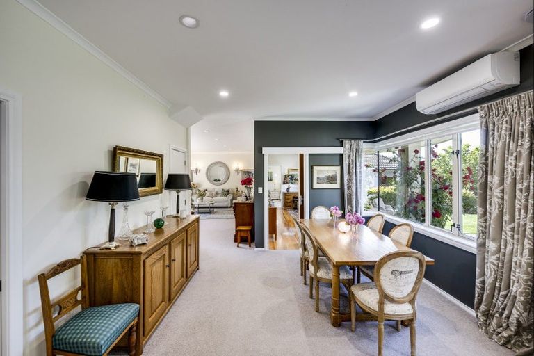 Photo of property in 20 Fulford Place, Havelock North, 4130