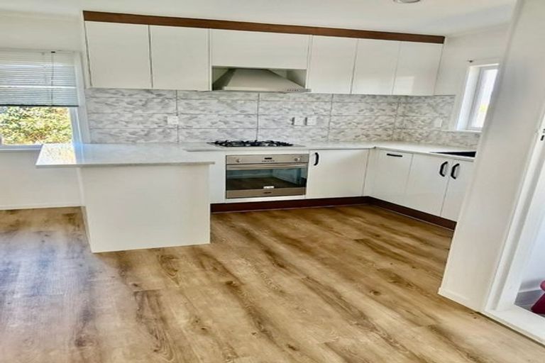 Photo of property in 1/153 Old Wairoa Road, Papakura, 2110