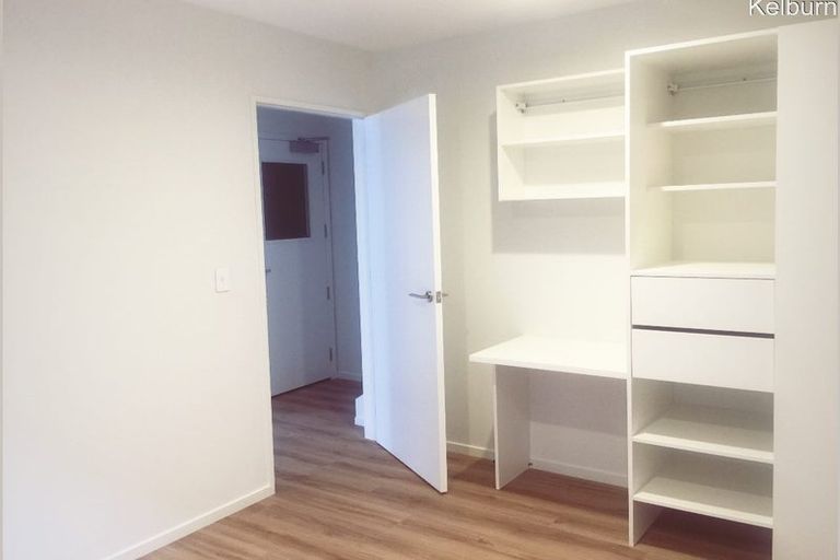 Photo of property in 5b Salmont Place, Kelburn, Wellington, 6012