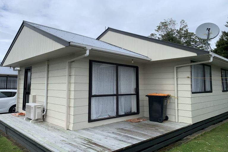 Photo of property in 4/554 Ruahine Street, Hokowhitu, Palmerston North, 4410