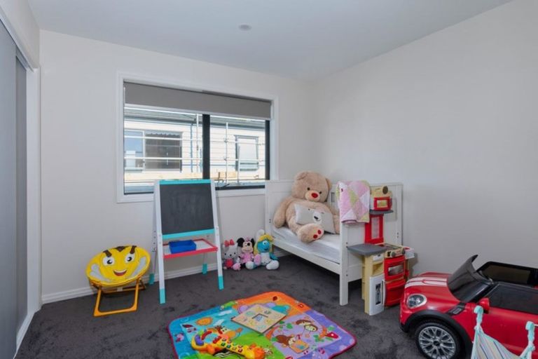 Photo of property in 13 Turret Lane, Hobsonville, Auckland, 0616