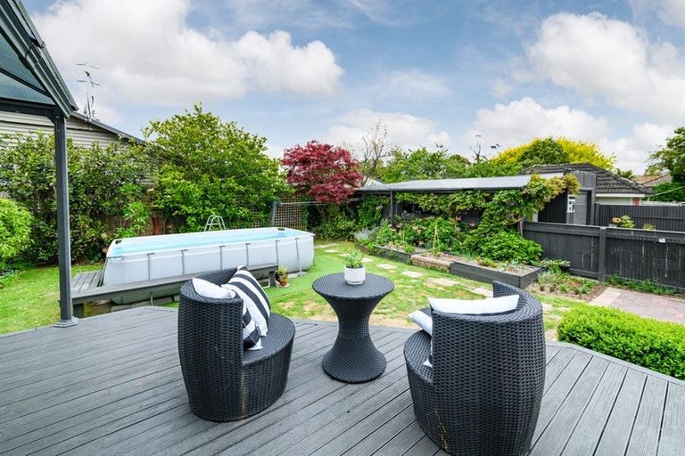 Photo of property in 7 Ihle Street, Terrace End, Palmerston North, 4410