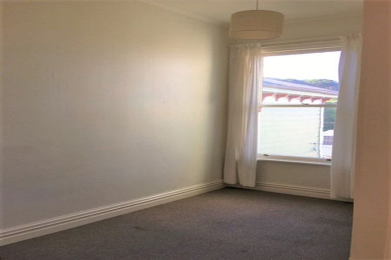 Photo of property in 4 Te Wharepouri Street, Berhampore, Wellington, 6023