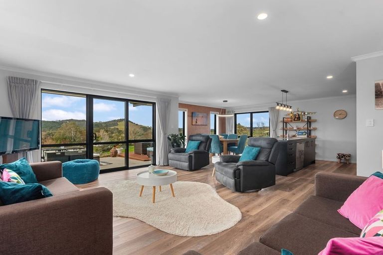 Photo of property in 14 Mangakino Lane, Kauri, Kamo, 0185