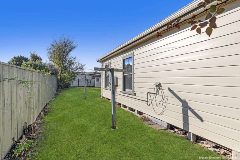 Photo of property in 14 Warwick Street, Mayfield, Blenheim, 7201