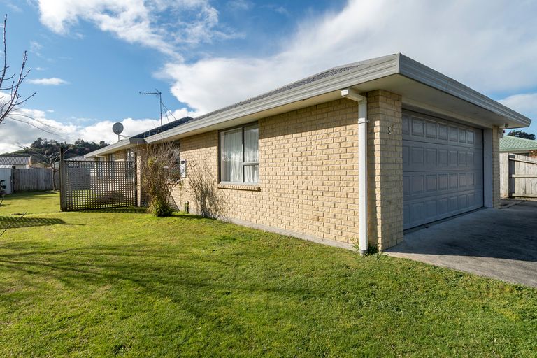 Photo of property in 50 Solomon Street, Brookfield, Tauranga, 3110