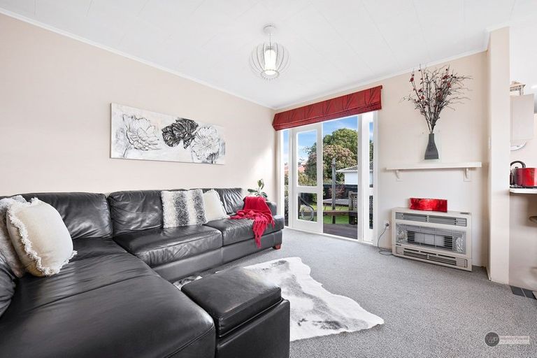 Photo of property in 24 Orr Crescent, Hutt Central, Lower Hutt, 5011