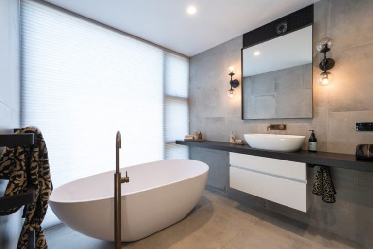 Photo of property in 193a Marine Parade, Mount Maunganui, 3116