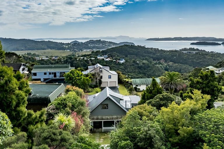 Photo of property in 96 Te Haumi Drive, Paihia, 0200