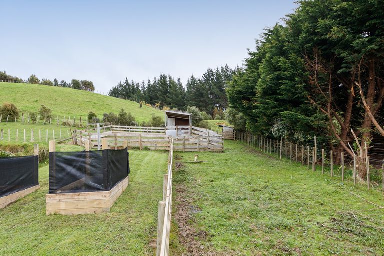 Photo of property in 62 Kereru Drive, Turitea, Palmerston North, 4472