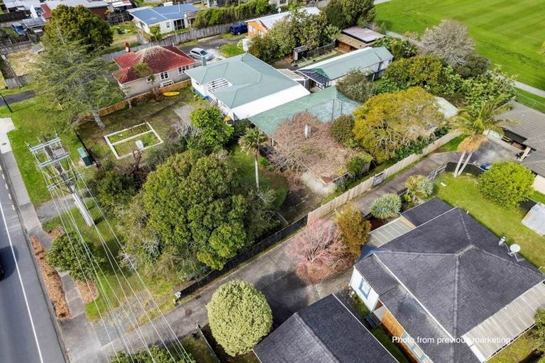 Photo of property in 498 Swanson Road, Ranui, Auckland, 0612