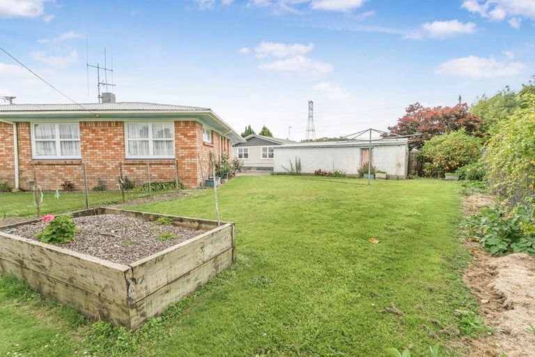 Photo of property in 38 Southsea Crescent, Silverdale, Hamilton, 3216