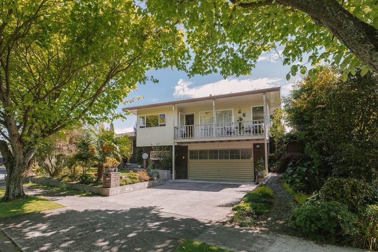 Photo of property in 9 Mana Place, Awapuni, Palmerston North, 4412