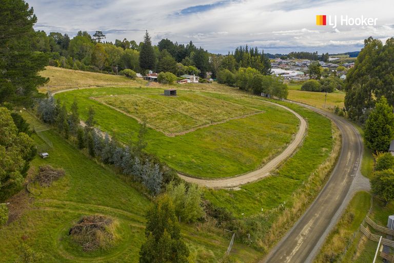 Photo of property in 44 Mcmeakin Road, Abbotsford, Dunedin, 9018