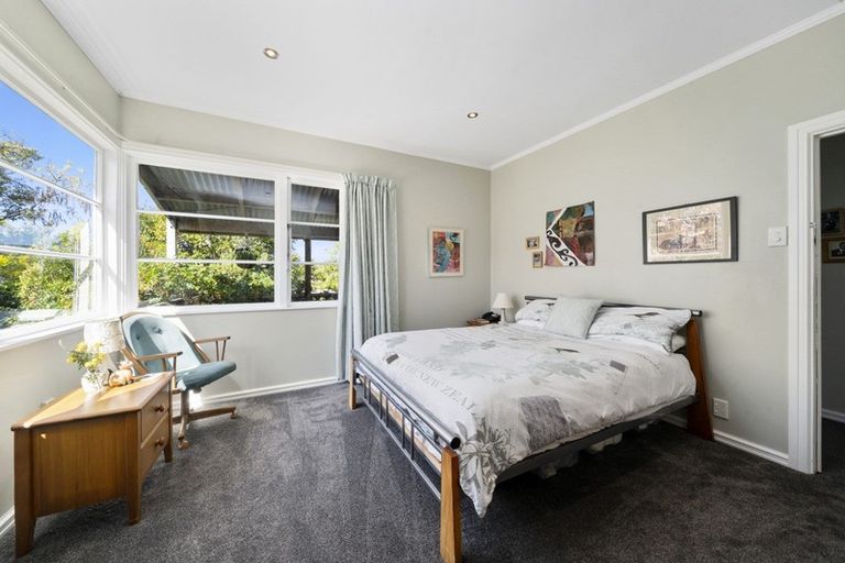 Photo of property in 34 Bluegum Road, Paraparaumu Beach, Paraparaumu, 5032