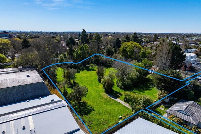 Photo of property in 14 Kirkwood Avenue, Upper Riccarton, Christchurch, 8041