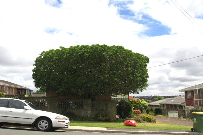 Photo of property in 3/7 Dodson Avenue, Milford, Auckland, 0620