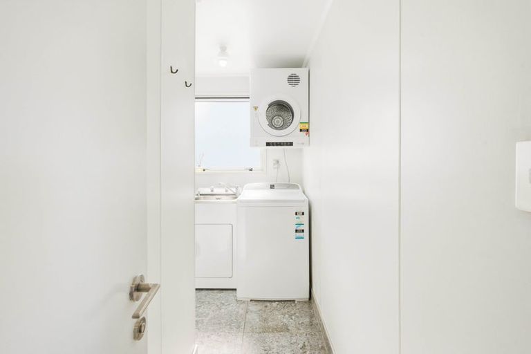 Photo of property in 4 Salmond Street, Halfway Bush, Dunedin, 9010