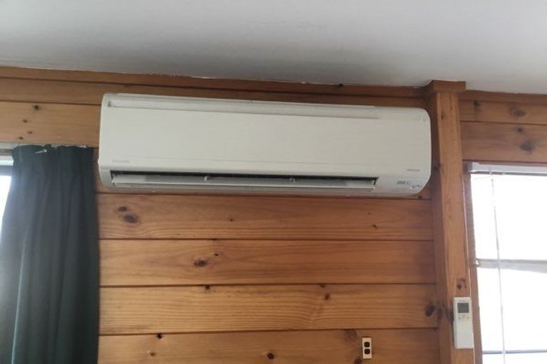 Photo of property in 17 Centennial Avenue, Riccarton, Christchurch, 8041