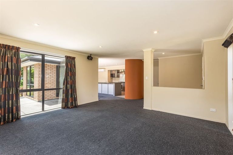 Photo of property in 58 Oakwood Drive, Rangiora, 7400