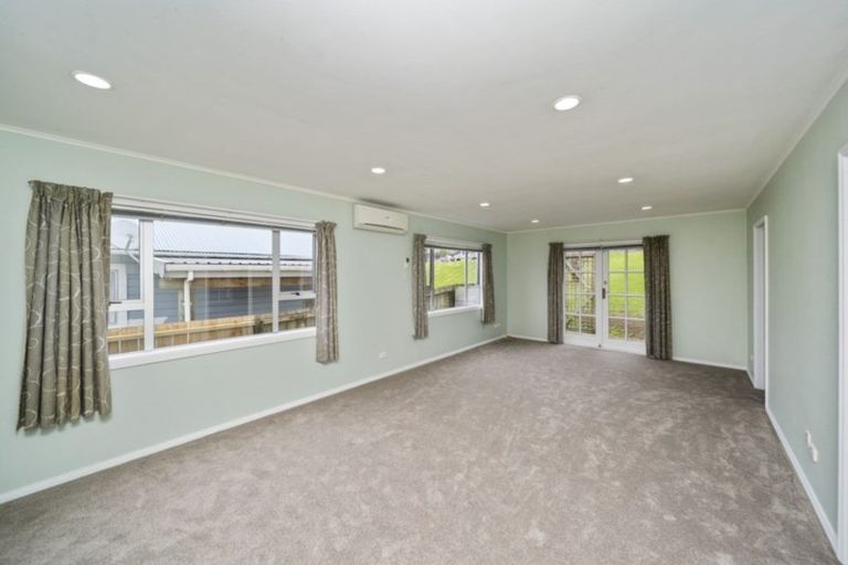 Photo of property in 5 Blagdon Road, Blagdon, New Plymouth, 4310