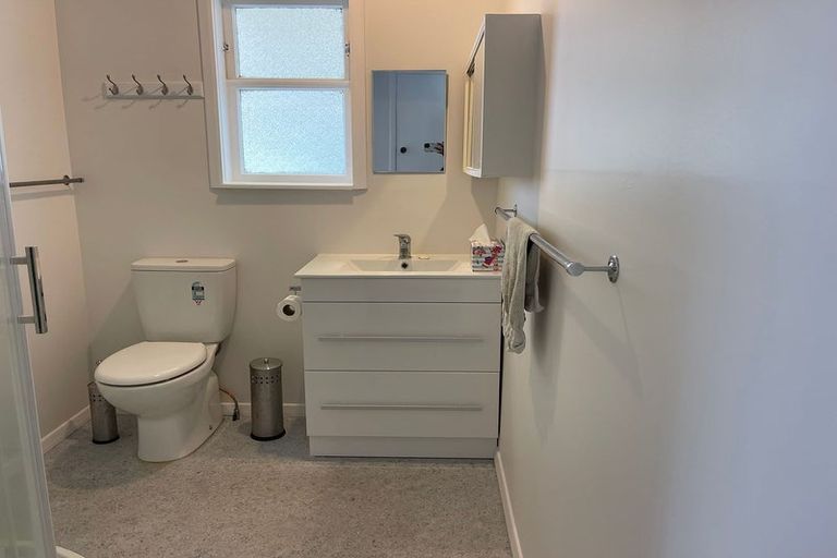 Photo of property in 4 Gibbs Crescent, Wainuiomata, Lower Hutt, 5014