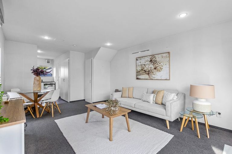 Photo of property in 4/185 Hastings Street East, Waltham, Christchurch, 8023